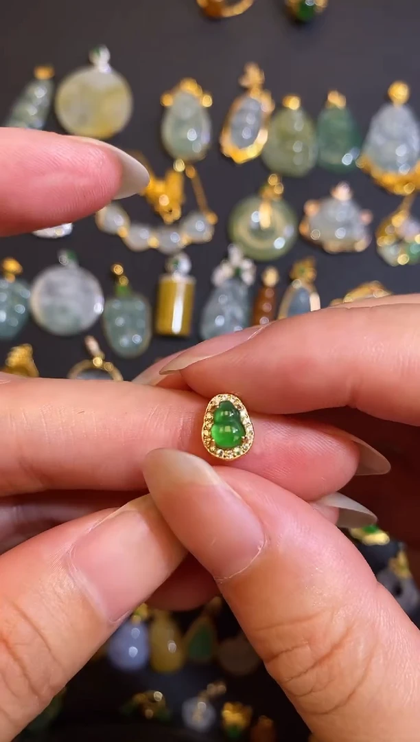 翡翠银S925镶嵌颈饰天然A货翡翠