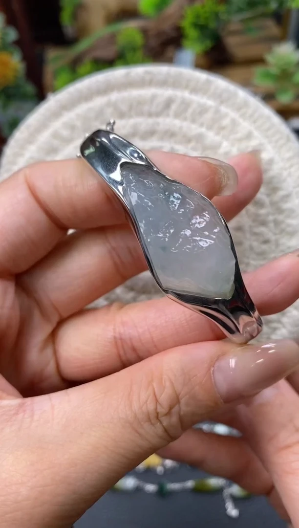 颈饰银S925镶嵌翡翠净货16414