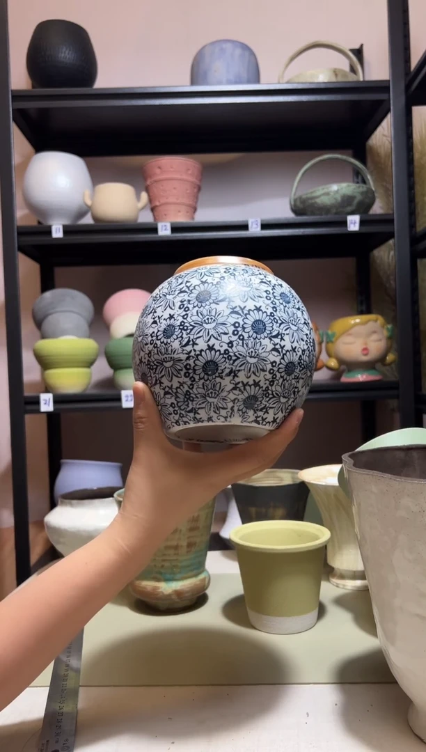 景德镇小圆球青花无孔