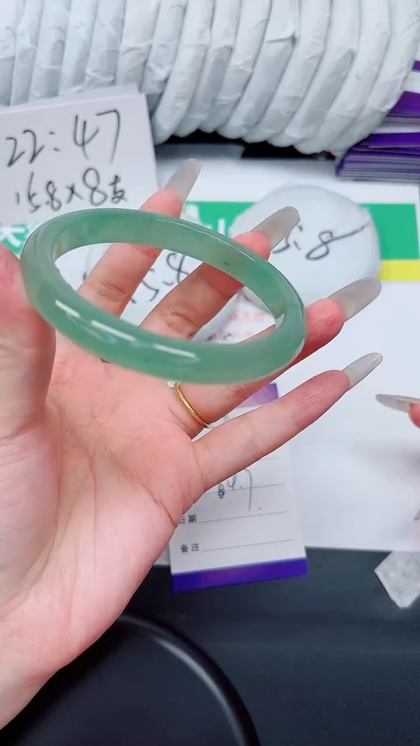 石英质玉手镯未镶嵌89-64.7