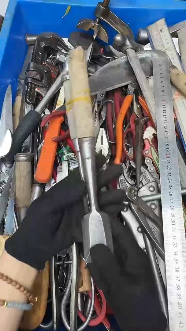 筠*五金工具钳子剪子等30