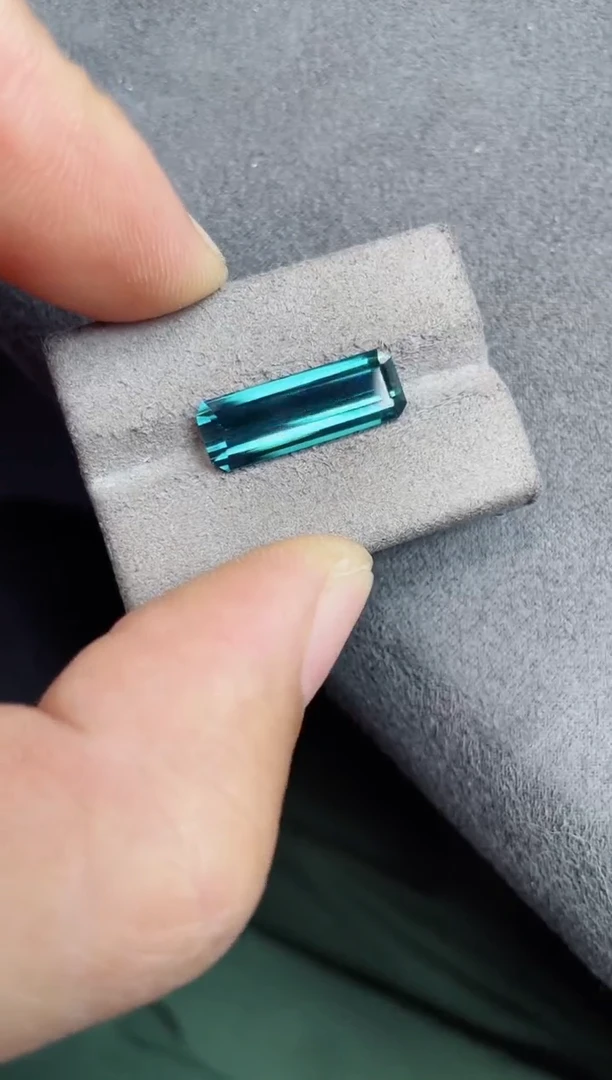 未镶嵌裸石碧玺5.2ct