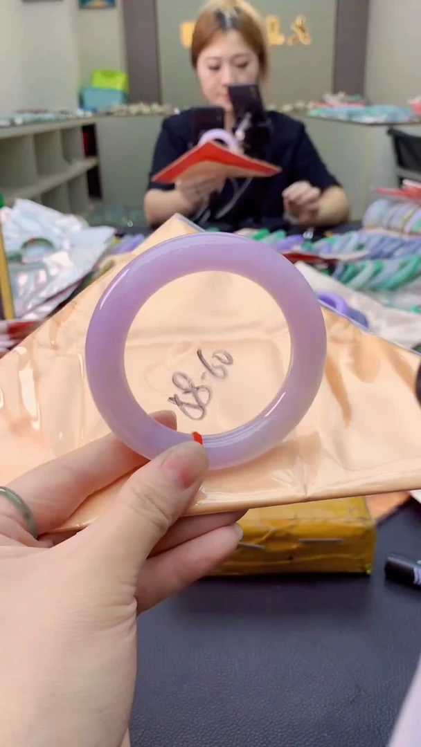 翡翠手镯未镶嵌0365059646