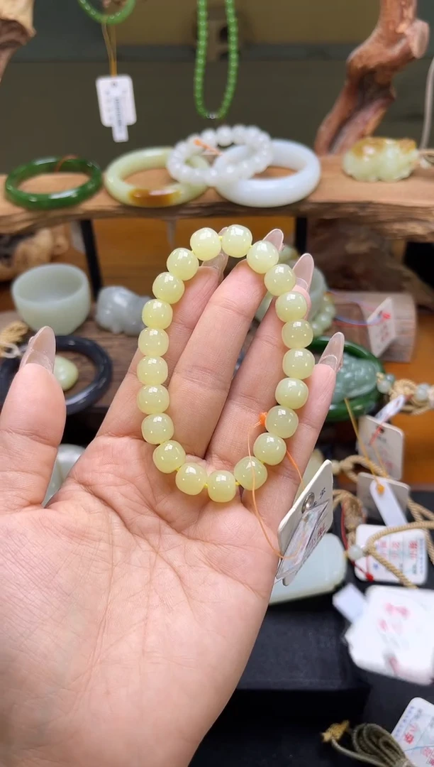 未镶嵌手串和田玉卡10若羌黄玉 老型 9011366
