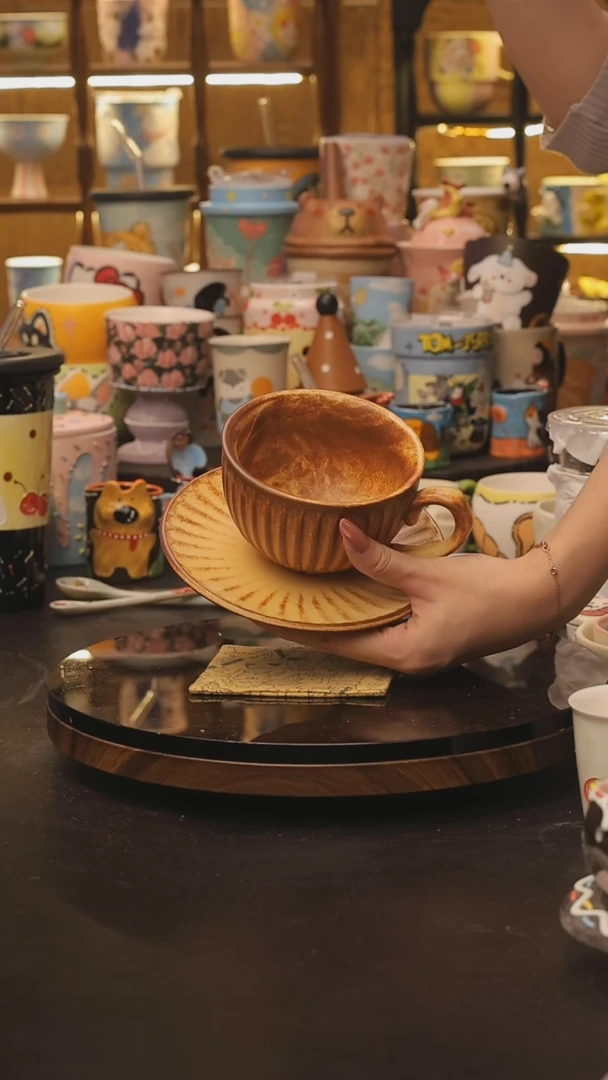景德镇釉下彩绘设计师款式陶瓷