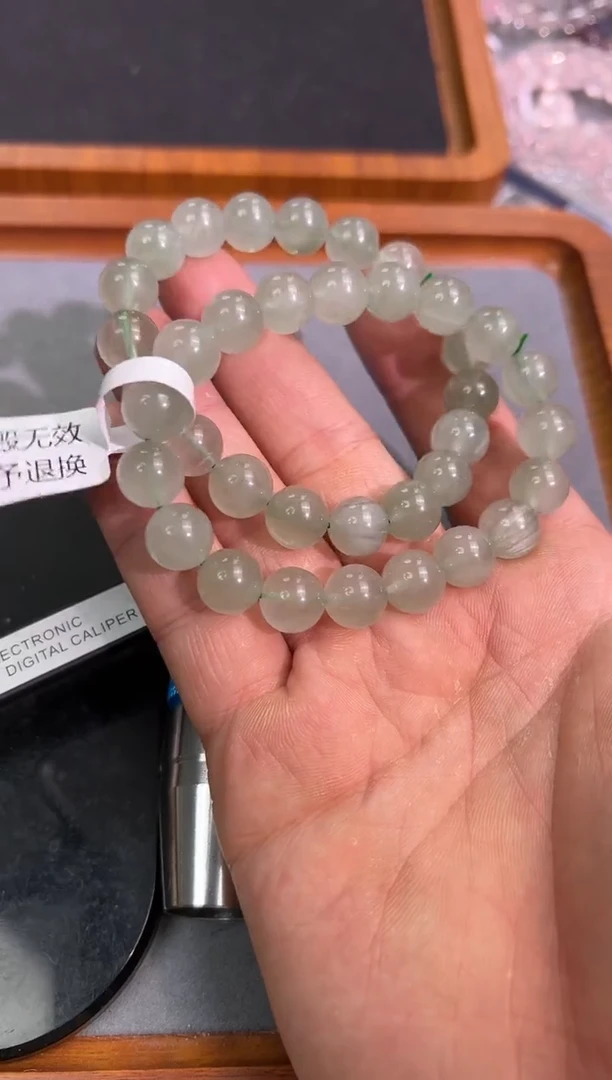 【闪购商品】发晶手串未镶嵌10.5mm绿兔毛手串（多样性发其一）