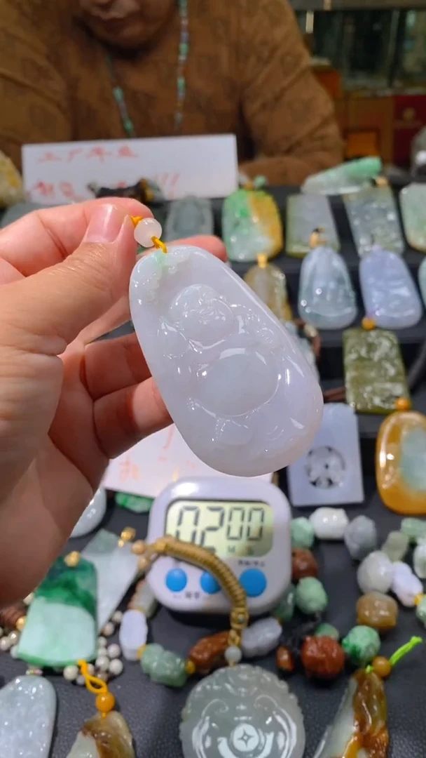 【闪购商品】翡翠颈饰未镶嵌挂件