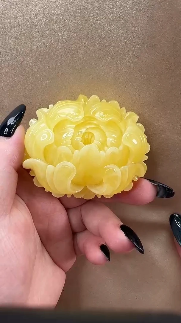 琥珀颈饰未镶嵌吊坠