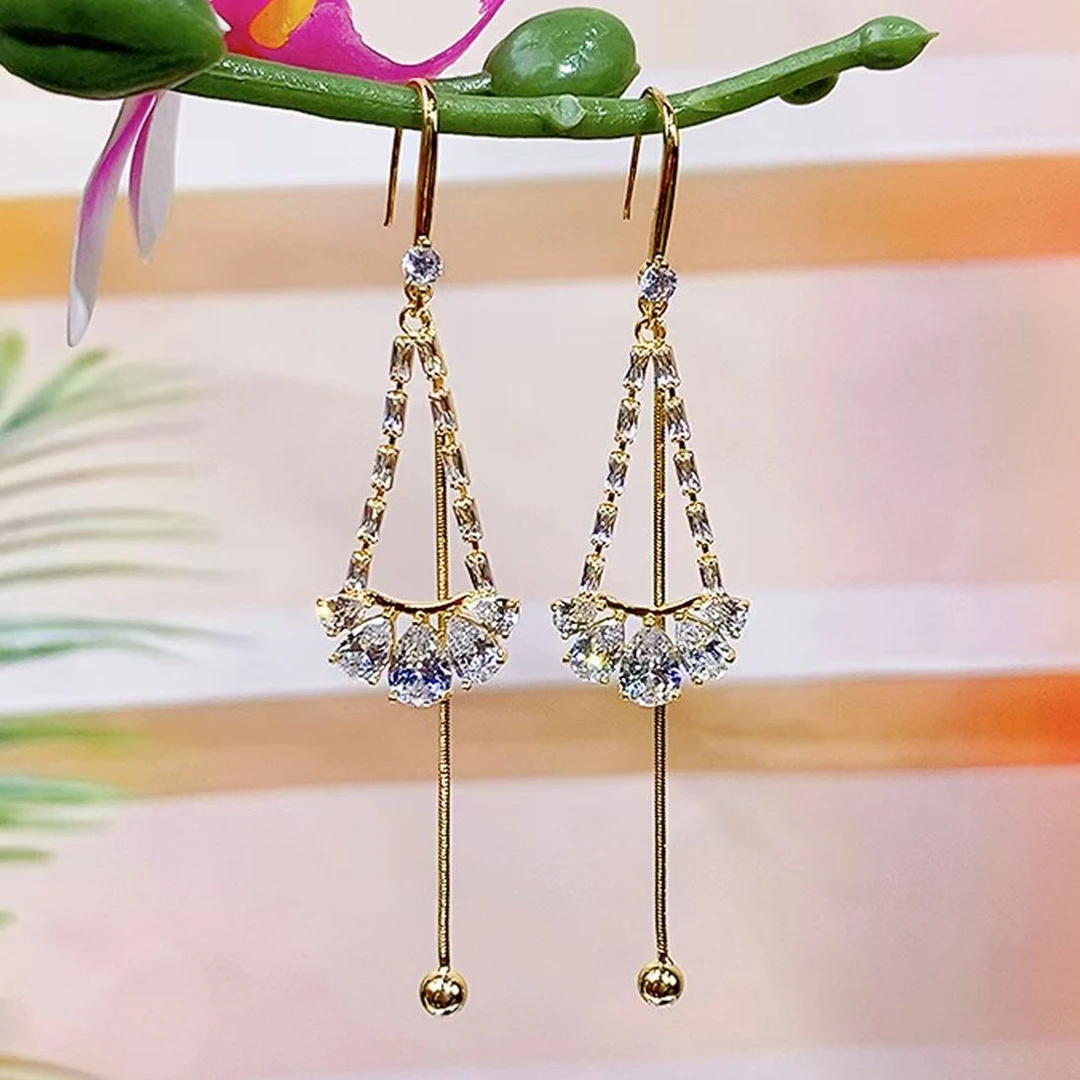 铜合金锆石耳饰 （235号）高端大气女人味十足精致百搭时尚耳饰