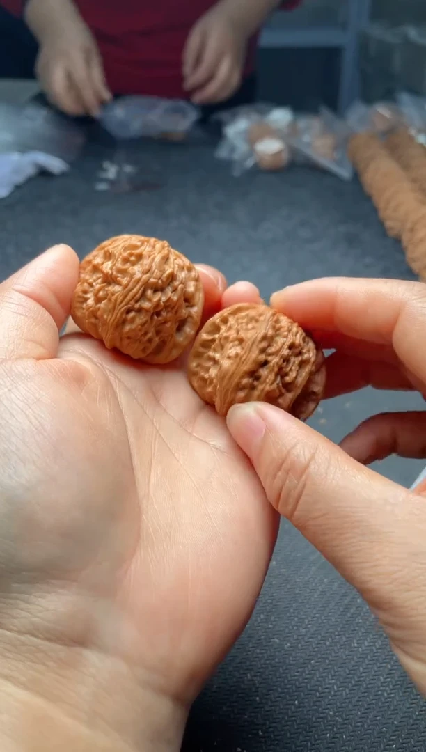 把件文玩核桃w44   白狮子 40尺