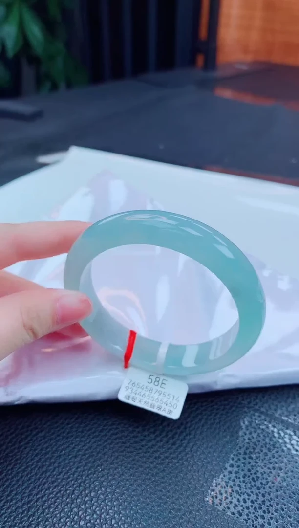 【闪购商品】翡翠手镯未镶嵌缅甸天然翡翠A货手镯