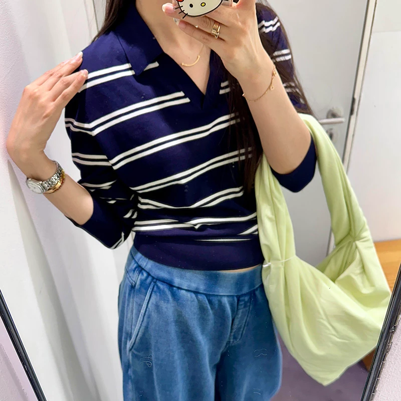 宝丫轻奢  T女式时尚撞色条纹V翻领针织衫上衣K3864