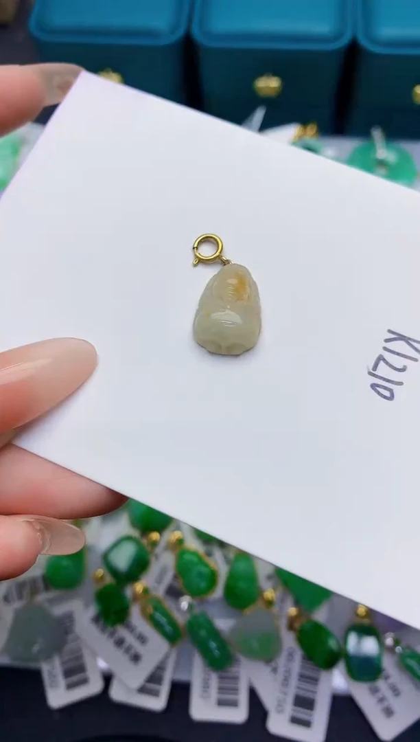 颈饰未镶嵌翡翠缅甸天然翡翠A货