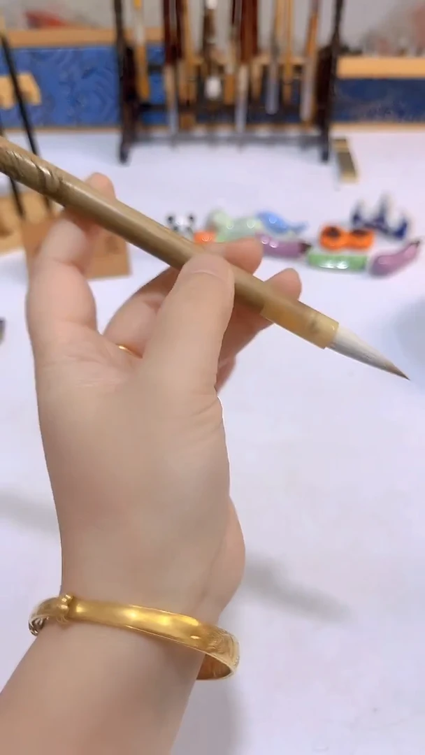 A****某绿檀雕龙兼毫15支