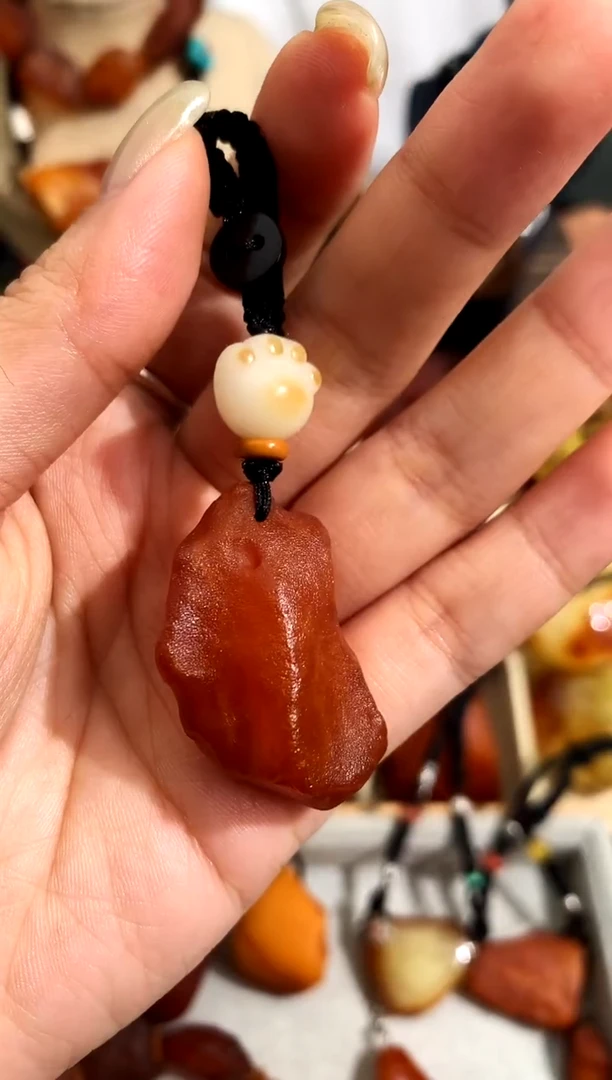 【闪购商品】蜜蜡裸石未镶嵌似玉