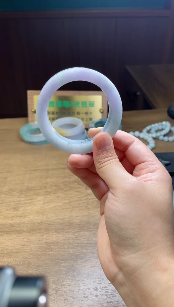 未镶嵌手镯定制翡翠定制