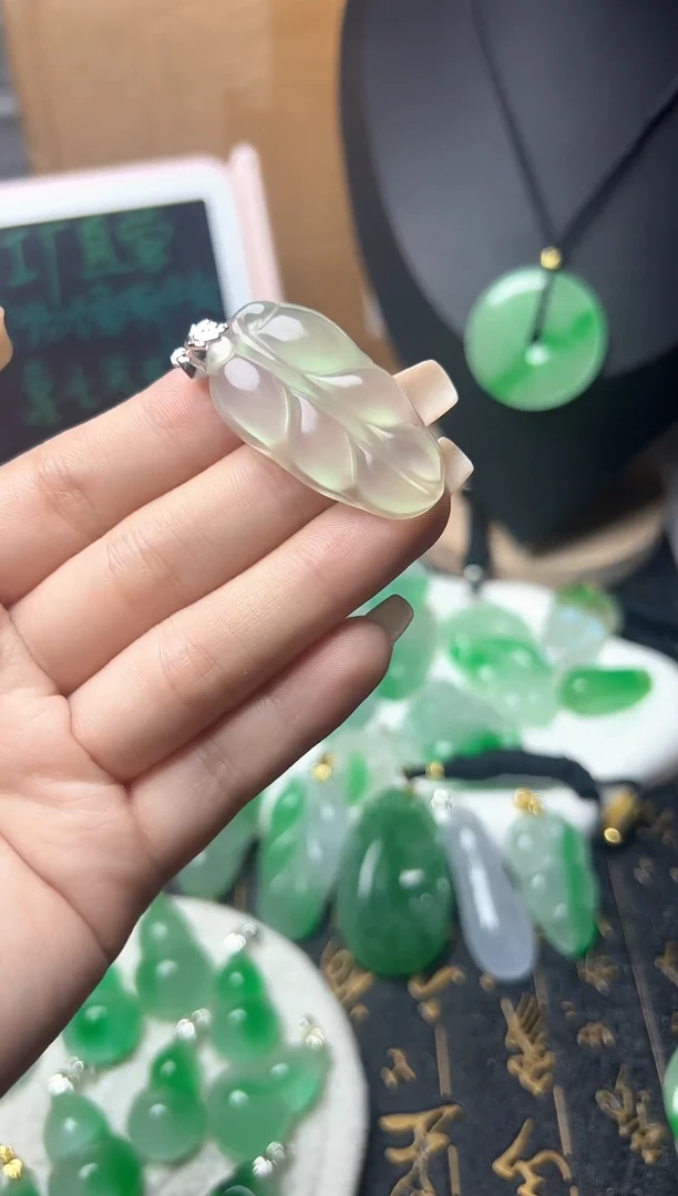 颈饰未镶嵌翡翠所见即所得，一图一物