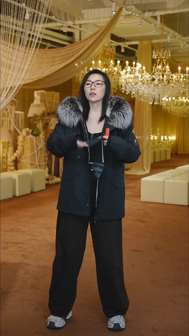 专柜清仓的派克服