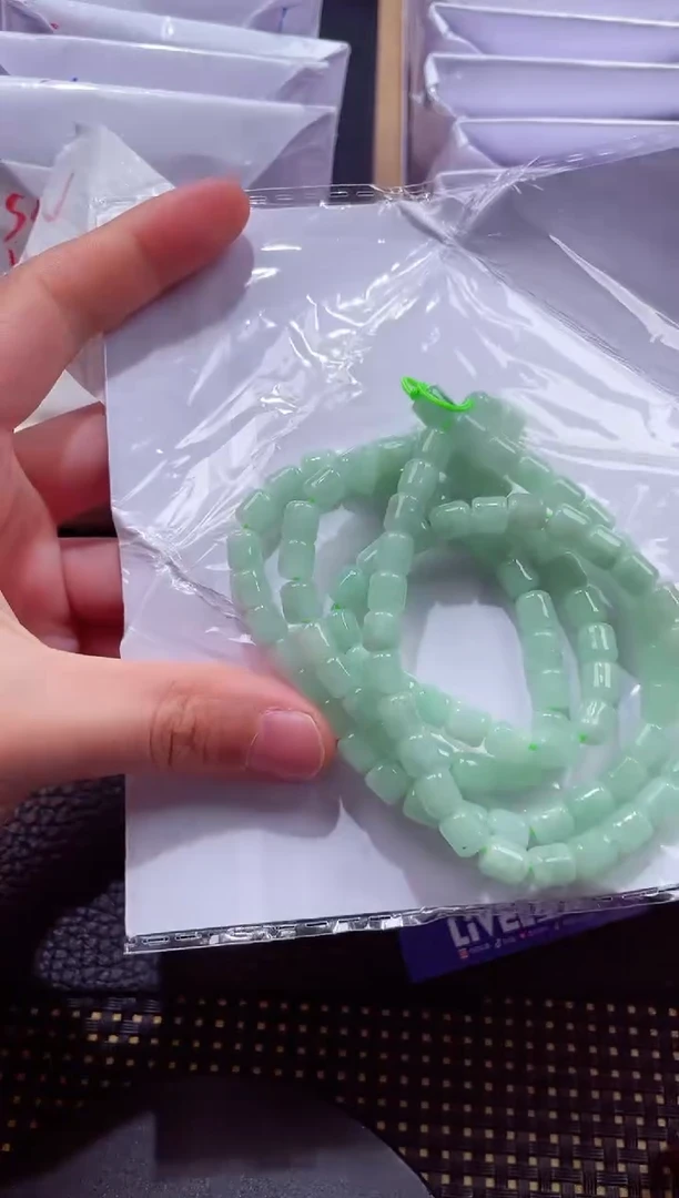 未镶嵌挂件翡翠20251218