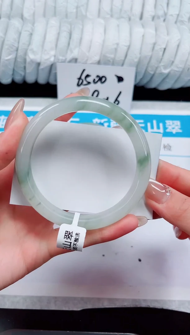 未镶嵌手镯石英质玉143-61/62