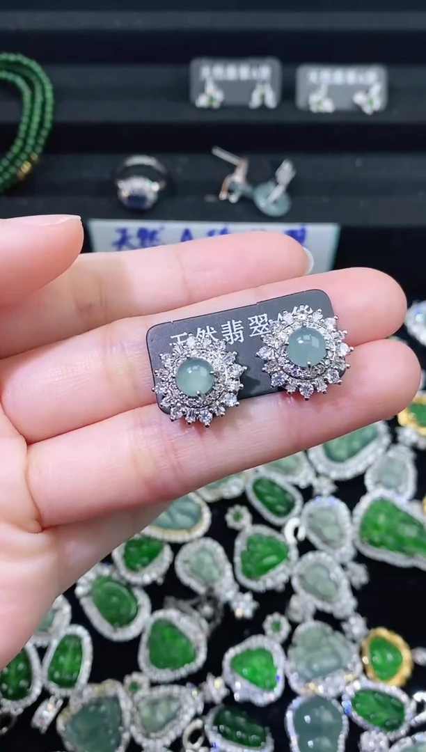 翡翠未镶嵌颈饰精美翡翠-多样性只发一件P680