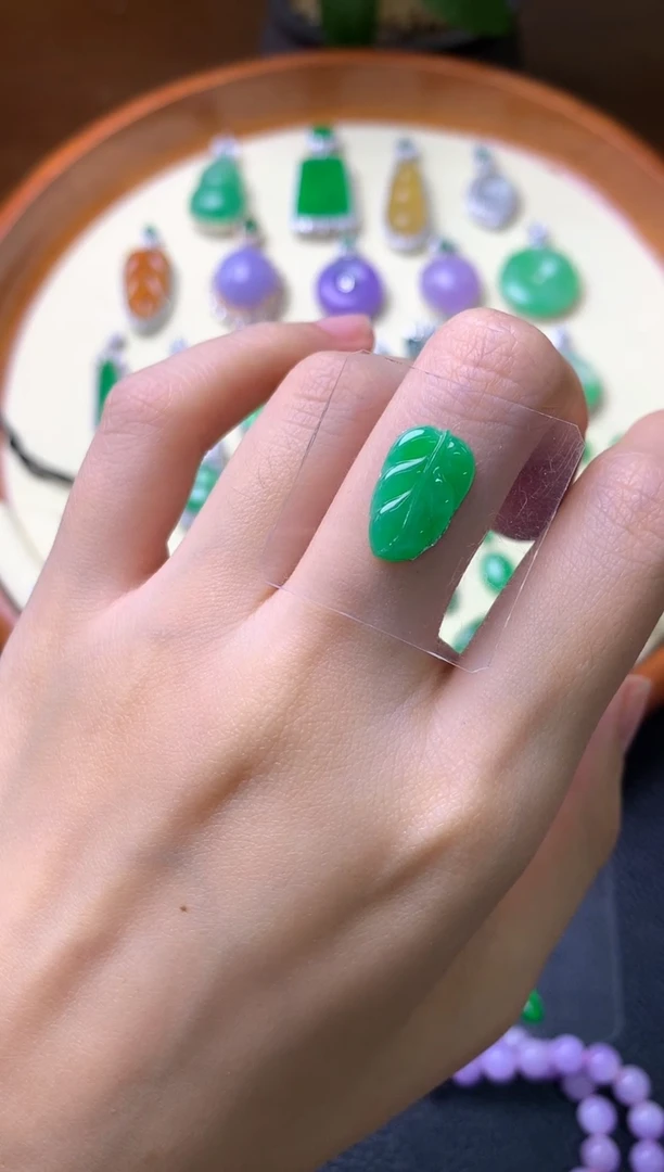 【闪购商品】定制翡翠未镶嵌裸石（镶嵌定制）