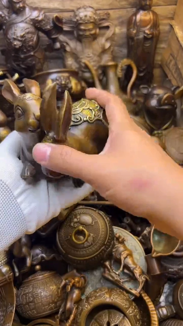 精美铜器，点击下单