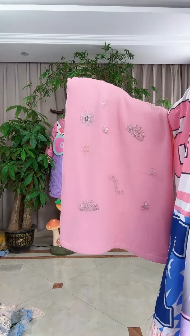 宝*粉色半身裙111