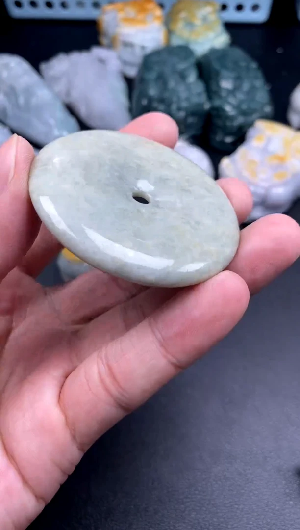 吊坠(不含链)未镶嵌翡翠1