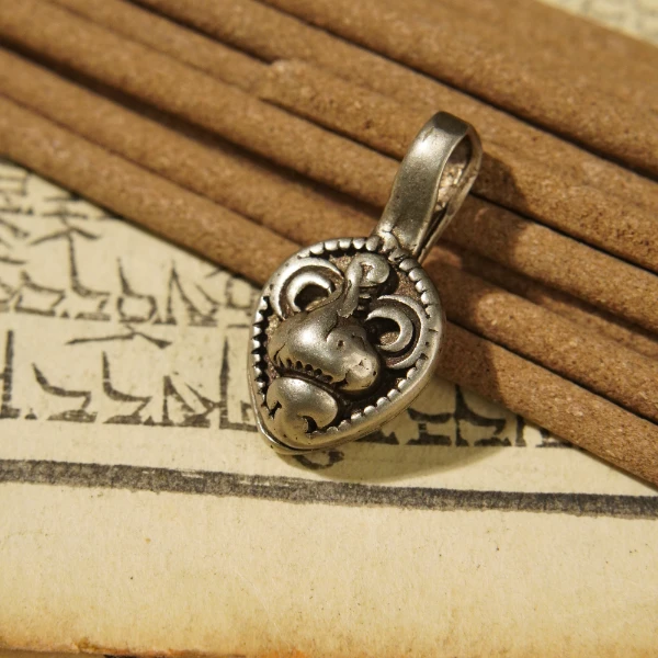 卡子挂件（多样性发货）/LBT3149Z/文玩老串/律宝堂