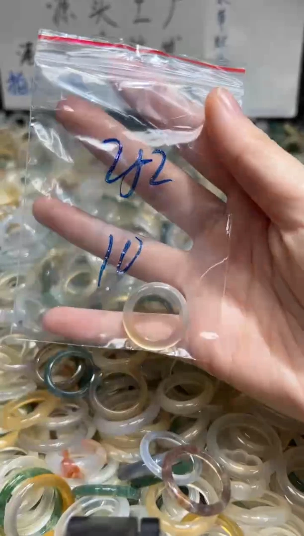 未镶嵌戒指玛瑙/玉髓252