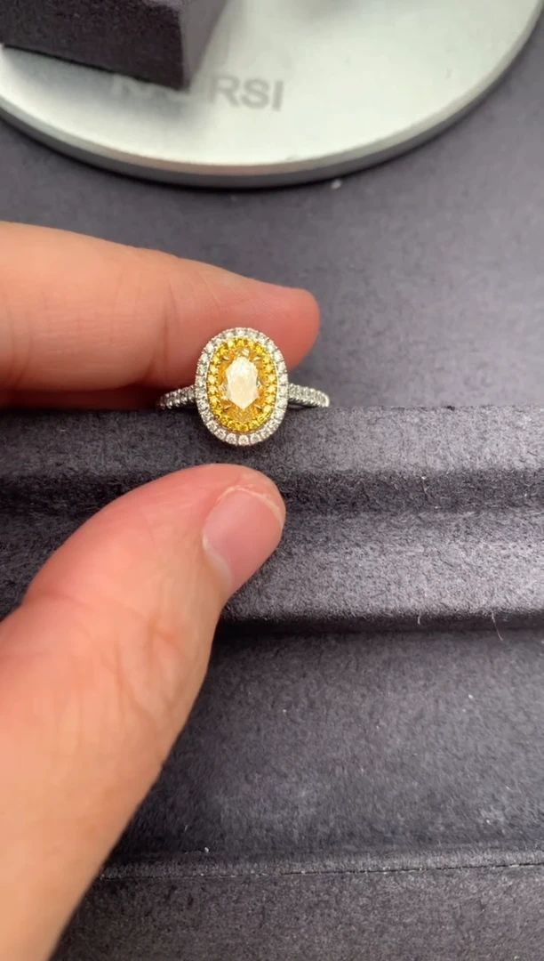 18K金镶嵌戒指/指环钻石1ct黄钻  定制  BE