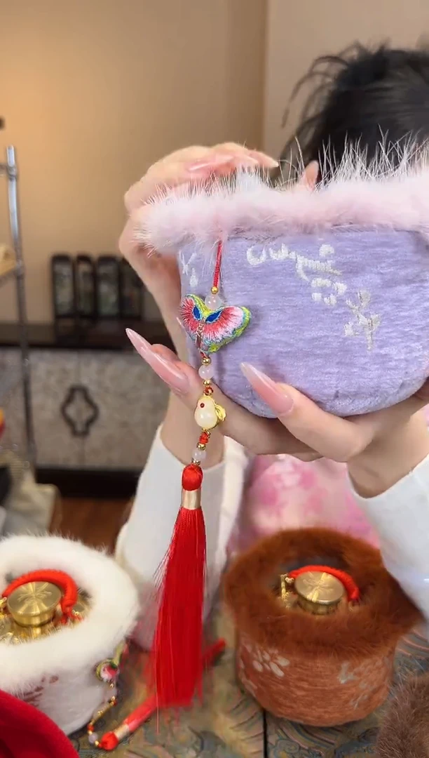 刺绣带汤婆子 成套 香云纱