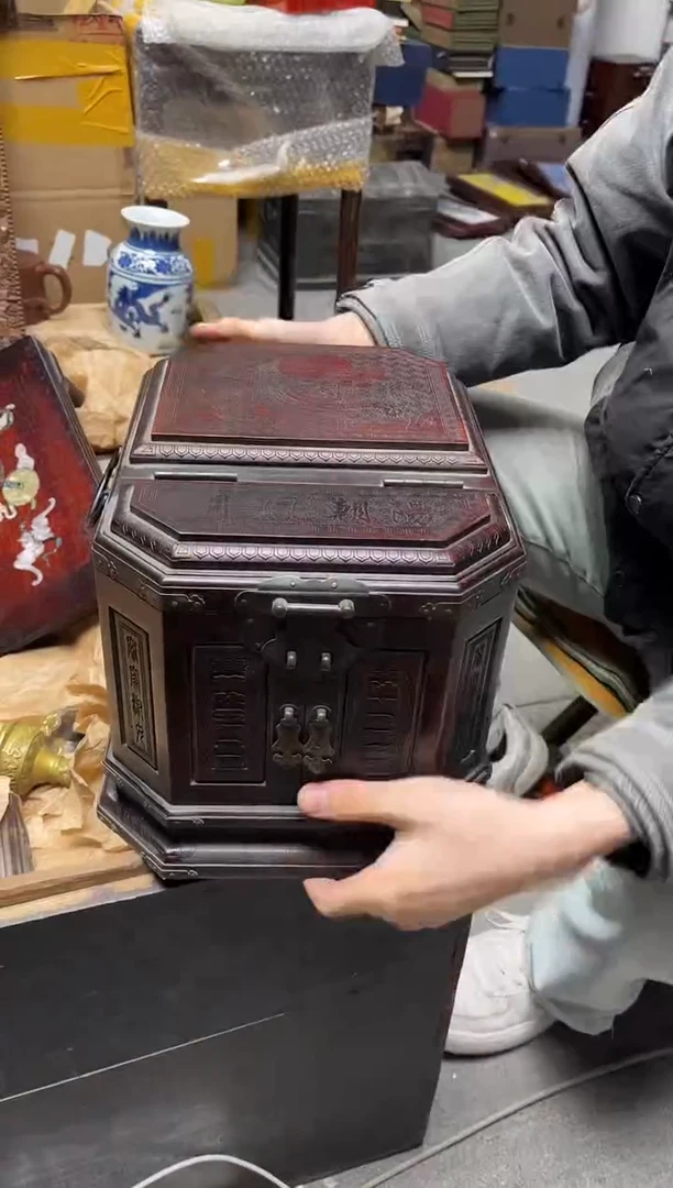 交趾黄檀（大红酸枝）八号甄选八号甄选