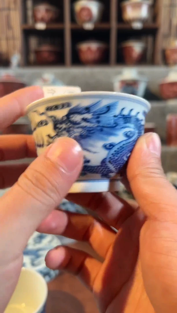 【闪购商品】天禄说瓷龙纹杯子