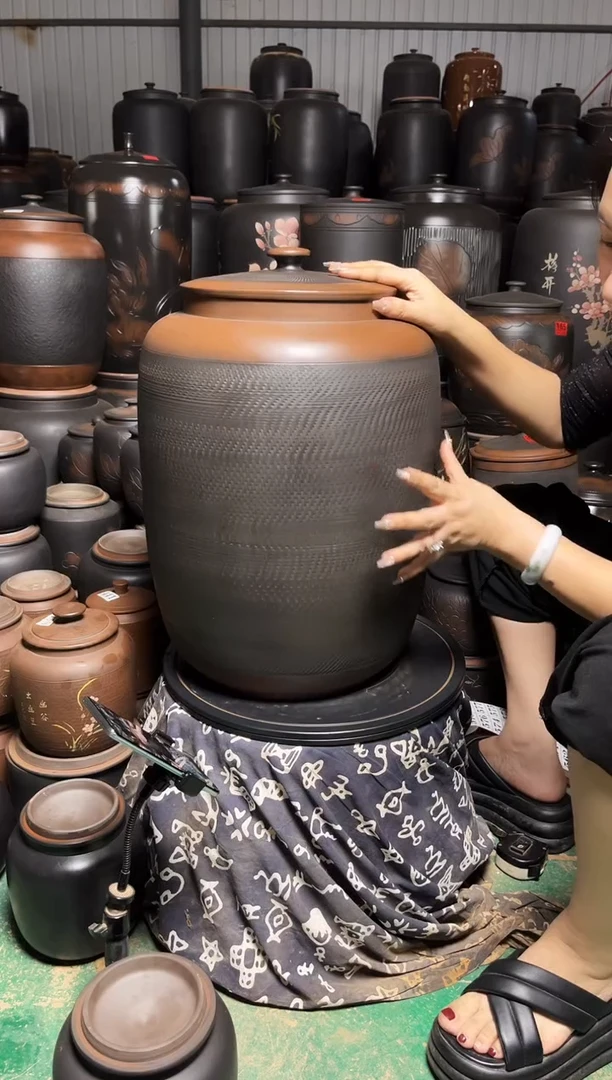 罐瑕疵茶缸高51cm 跳叨 516
