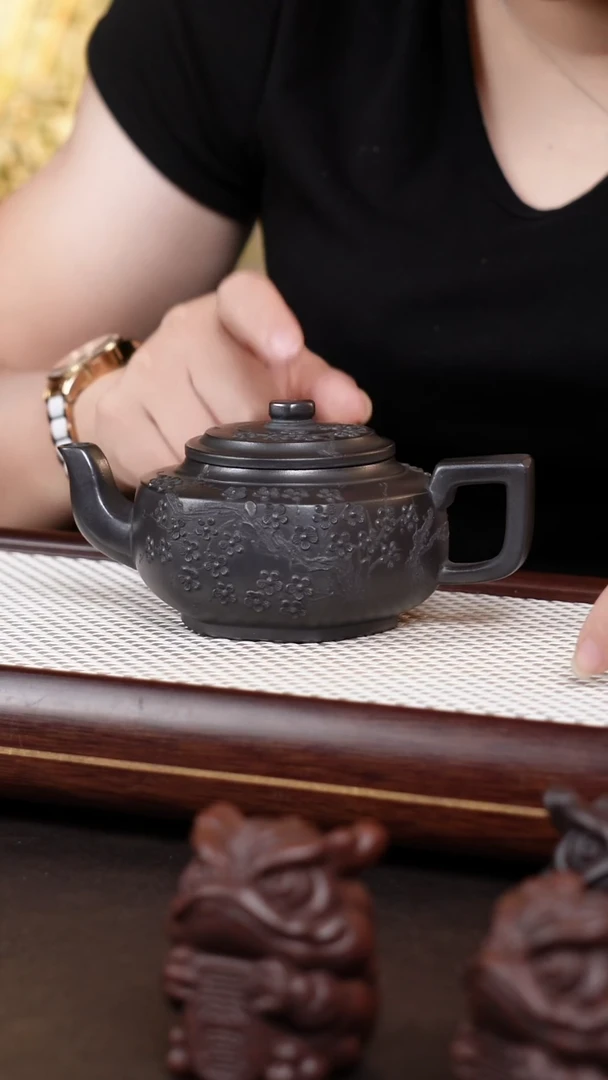茶壶紫砂石黄雪华