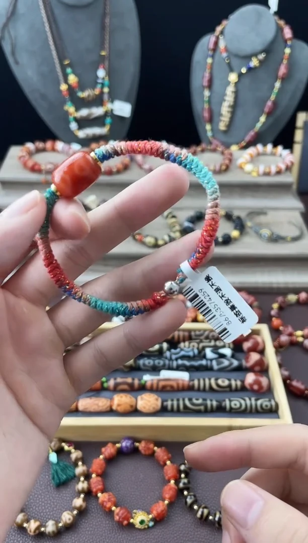 玛瑙/玉髓颈饰未镶嵌美泓红肉二眼手绳