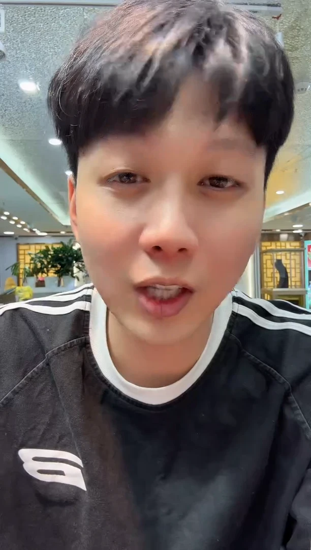 吊坠(不含链)未镶嵌翡翠.