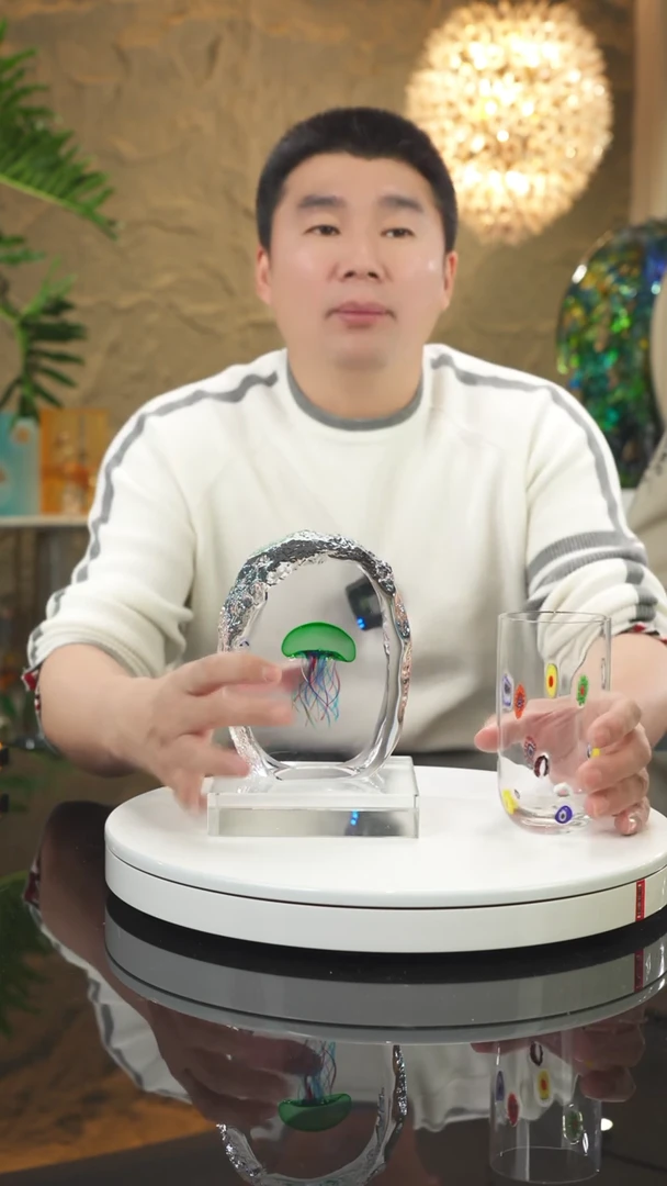 【闪购商品】摆件福利绿色水母摆件小号带底座水杯