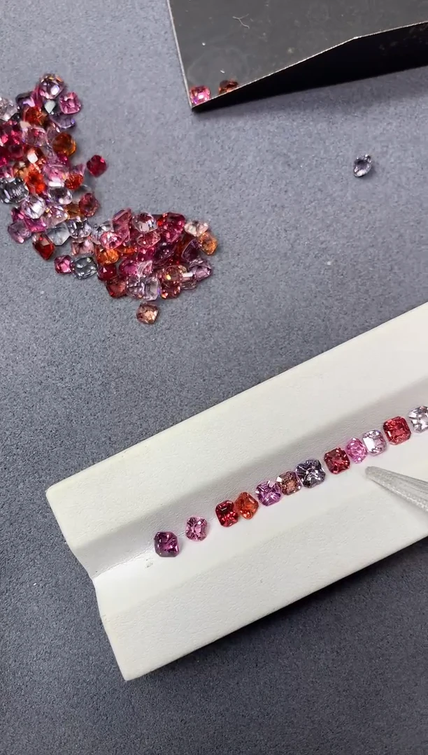 【闪购商品】尖晶石裸石未镶嵌4ct 多样性发货一组12粒