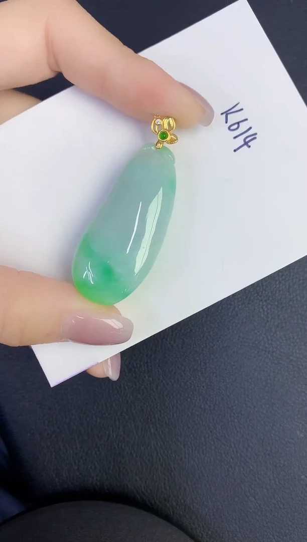 颈饰未镶嵌翡翠缅甸天然翡翠A货