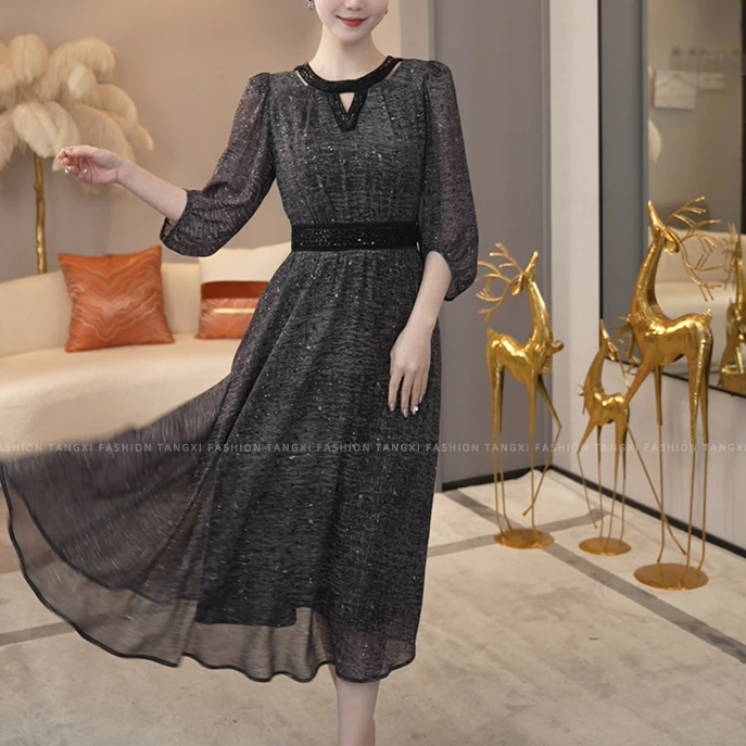 2025夏季新款【H-X379】小众气质修身拼接时尚显瘦黑色珠片连衣裙女