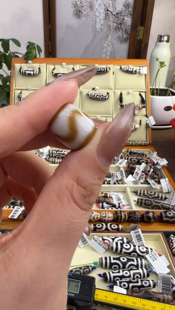 【闪购商品】玛瑙/玉髓吊坠(不含链)未镶嵌55.(微瑕随机发货)