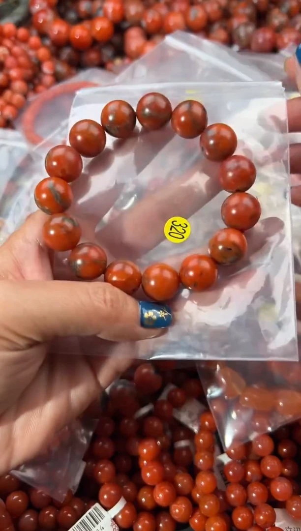 未镶嵌手串南红玛瑙1
