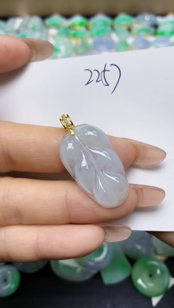 翡翠未镶嵌颈饰 天然缅甸翡翠A货