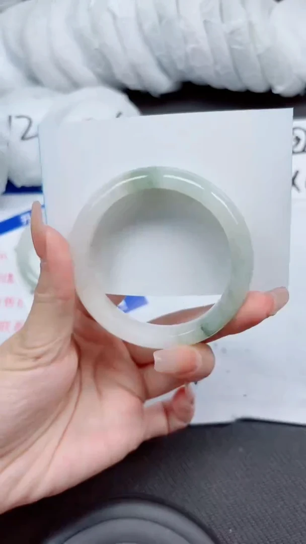 石英质玉手镯未镶嵌A21-56.57