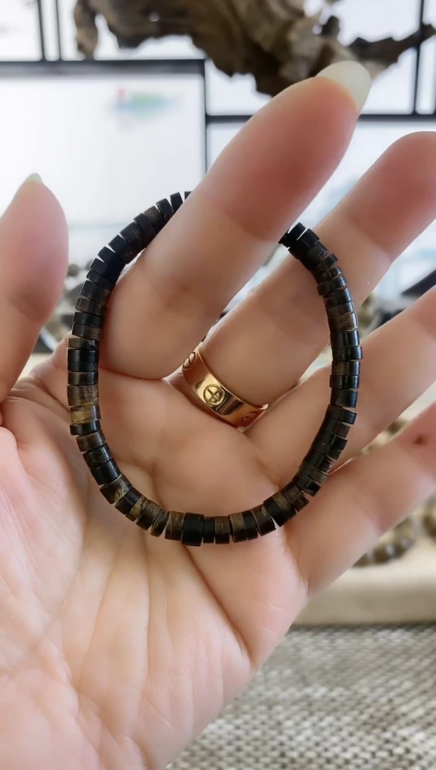 【闪购商品】沉香手串金三角陈年老料沉水片片珠