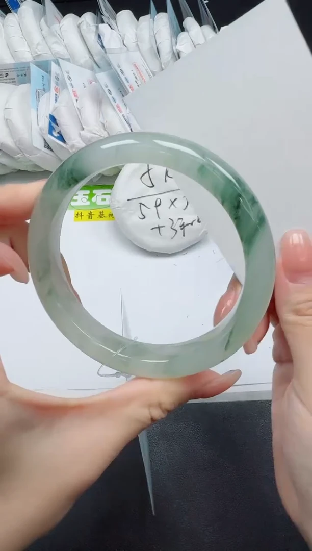 未镶嵌手镯石英质玉088-6162