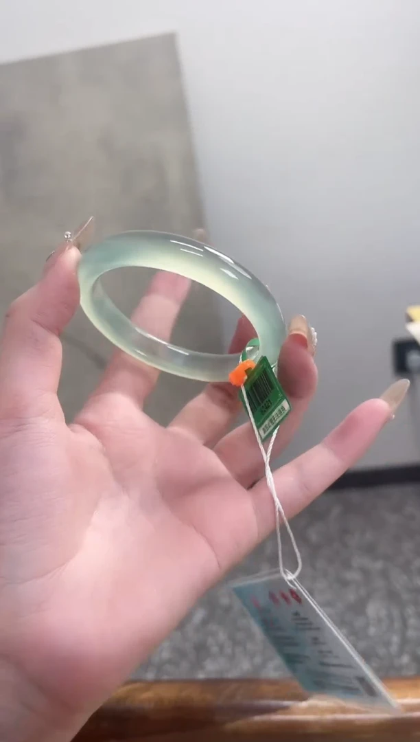 【闪购商品】玛瑙/玉髓手镯未镶嵌56圈